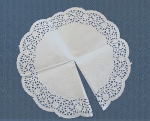 cornet napperon papier dentelle Realisation cornet1