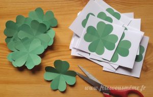 Découpe guirlande de trèfles - Fêtes vous même