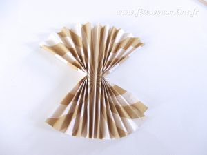 Éventails - Etape 3 - Fêtes vous même