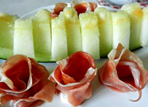 Melon espagnol et jambon - Tapas & Sangria - Fêtes vous même
