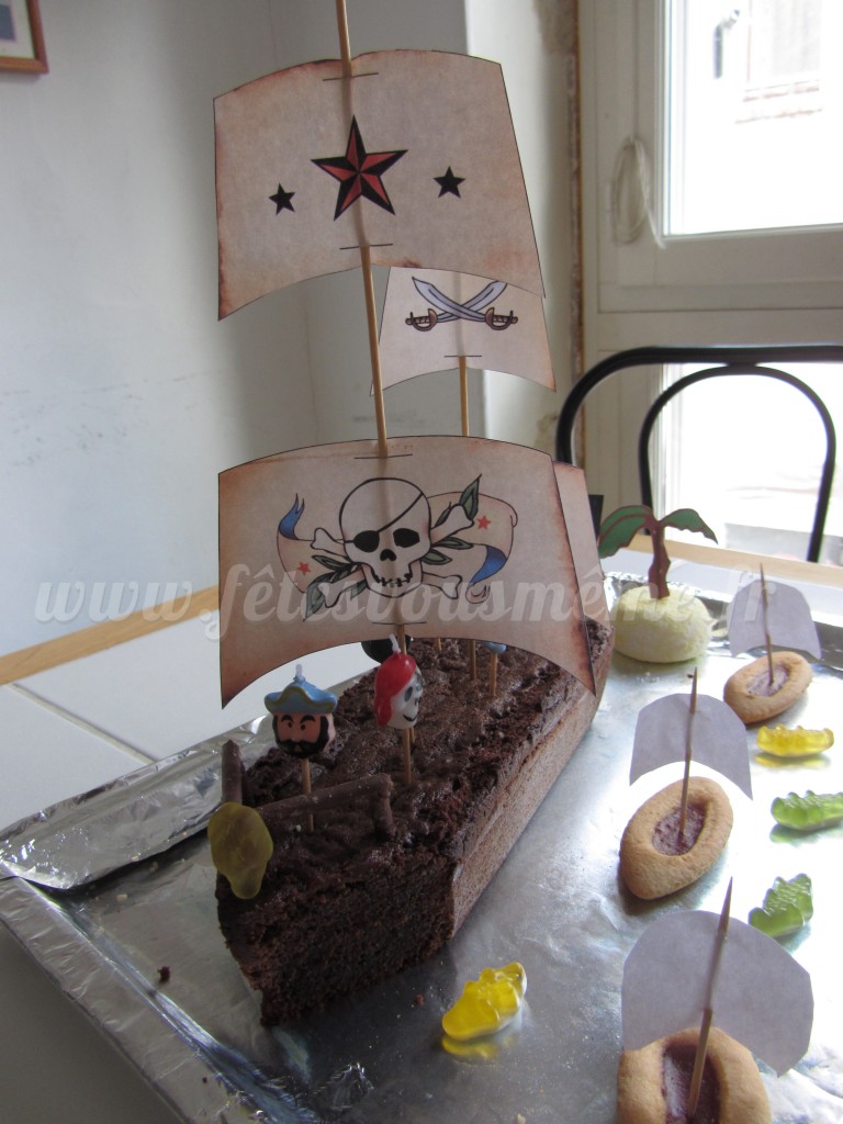 Gateau Bateau Pirate A L Abordage Fetes Vous Meme