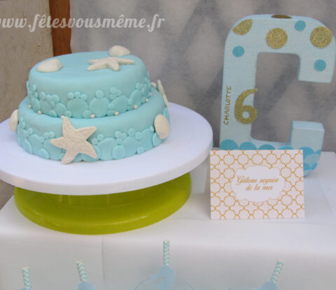 Gateau surprise de la mer Gâteau anniversaire marin
