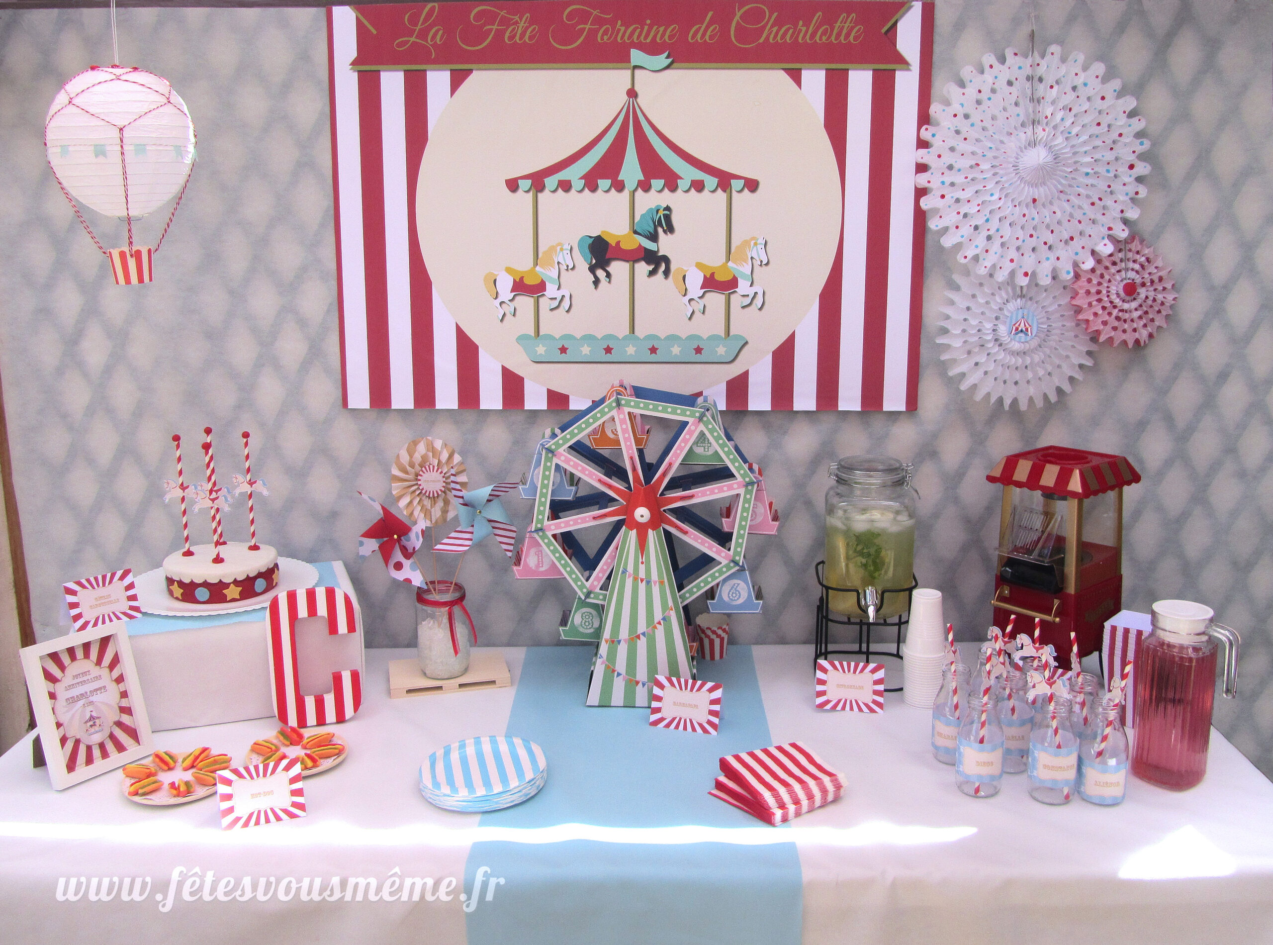 table gourmande décoration fête foraine