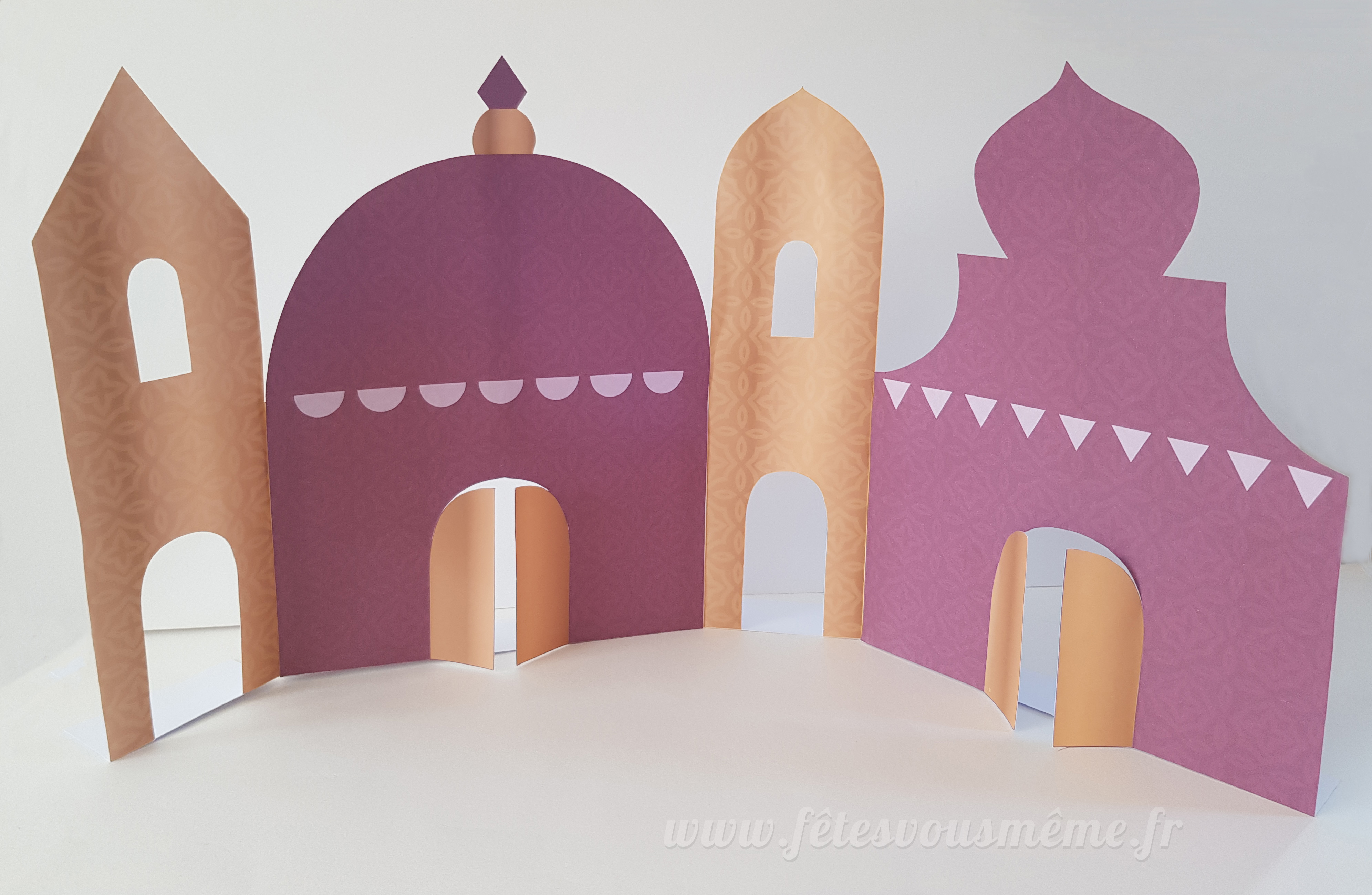 Palais oriental en papier