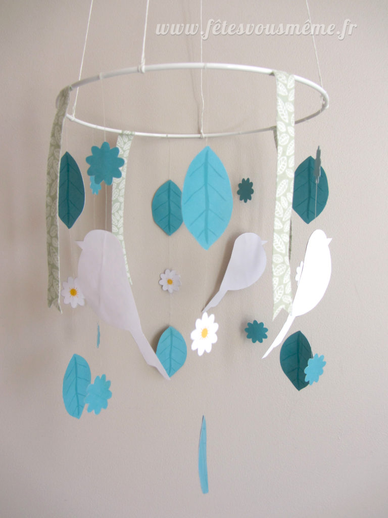Mobile pour enfant Printemps