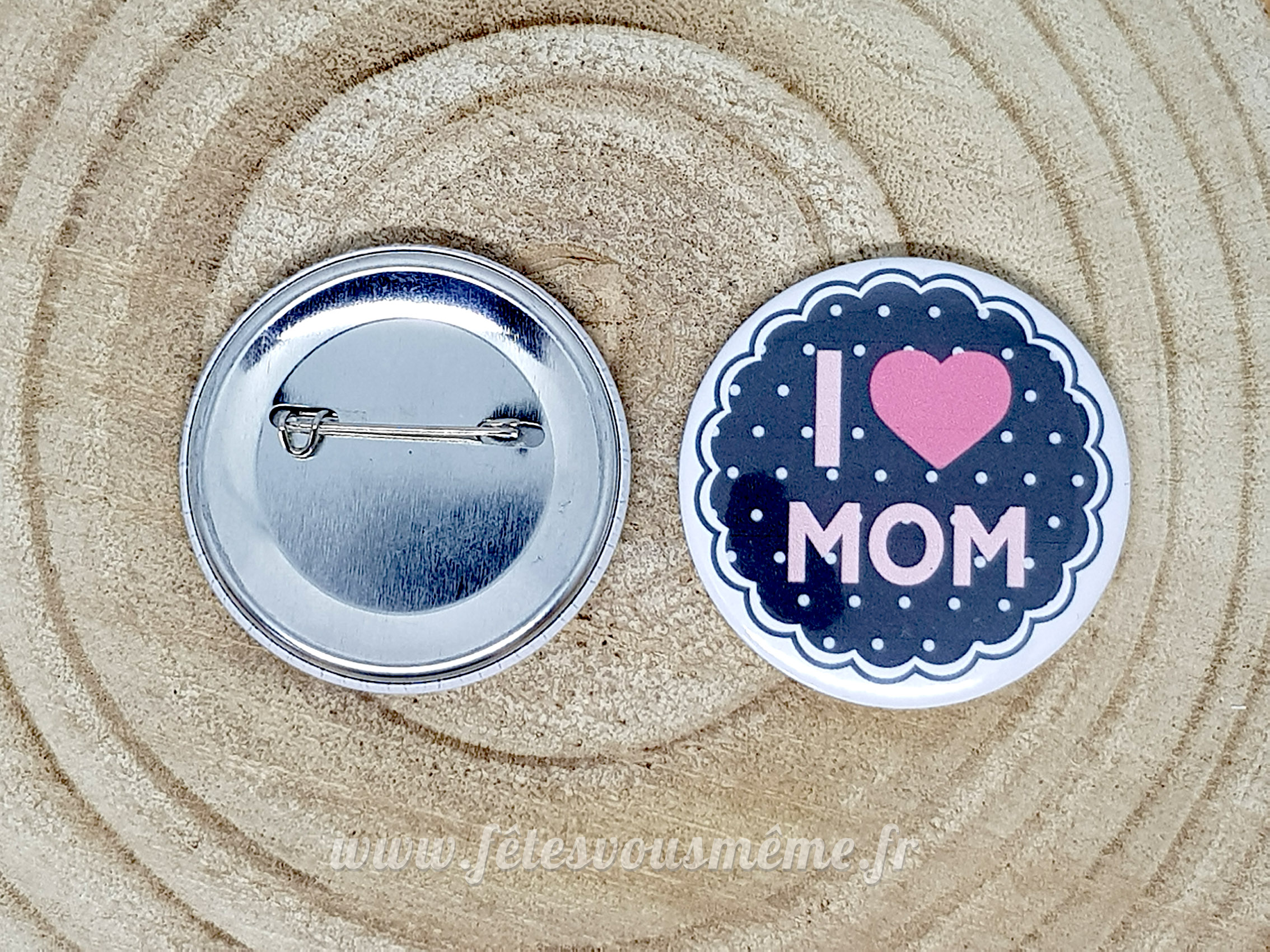 Badge "I love Mom" – Image 2