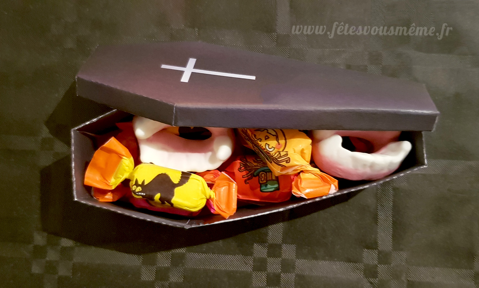 Boites à bonbons "Cercueil"- Vampire Party (lot de 2)